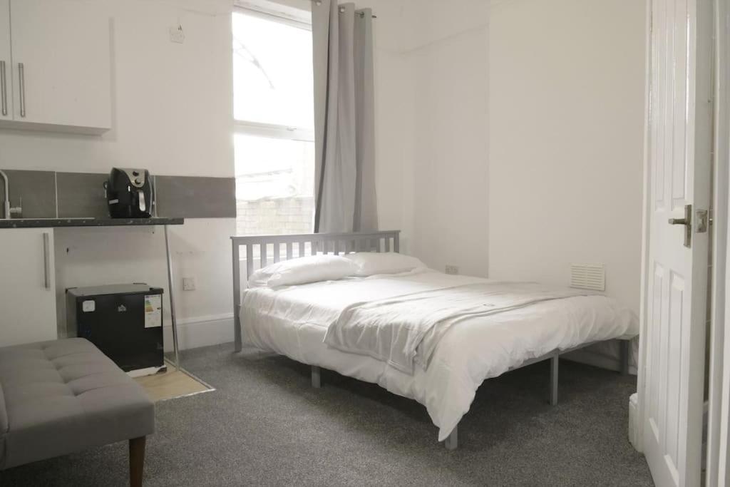 Discover Your Cozy Haven A Perfect Studio Getaway Royal Royal Leamington Spa Exterior foto